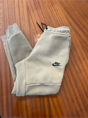Nike Kids Beige/Tan Fleece Joggers with Black Logo